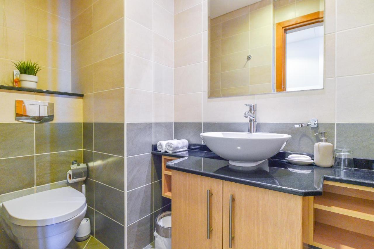Scenic High Floor 1Br At Ocean Heights, Dubai Marina By Maxx Value Homes Exterior photo